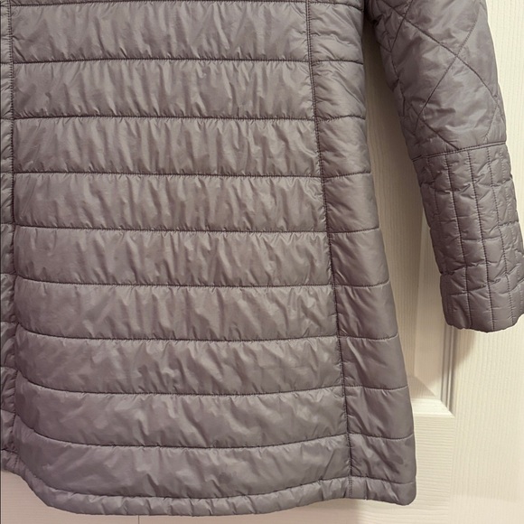 Patagonia Women's Radalie Insulated Parka Jacket Light Silver Gray size Medium - Picture 10 of 14